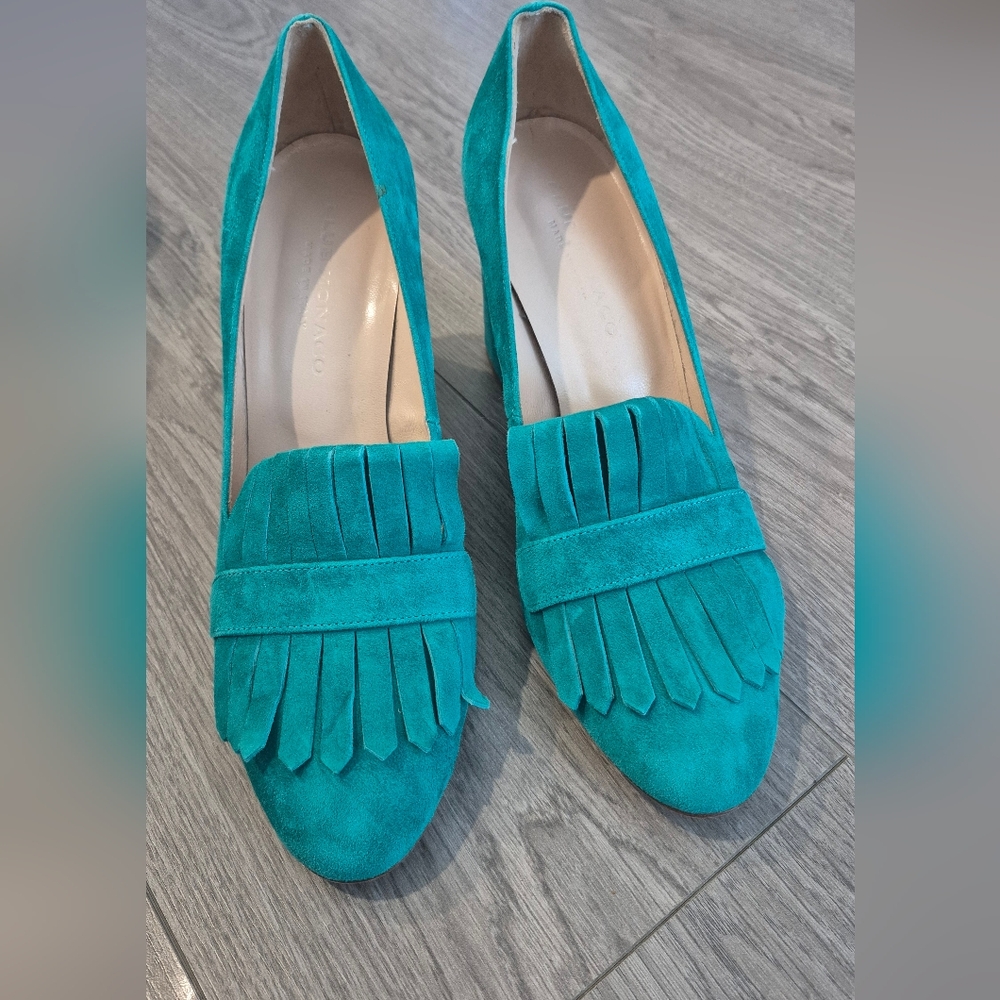Club Monaco Elegant Turquoise/teal Suede Loafer
